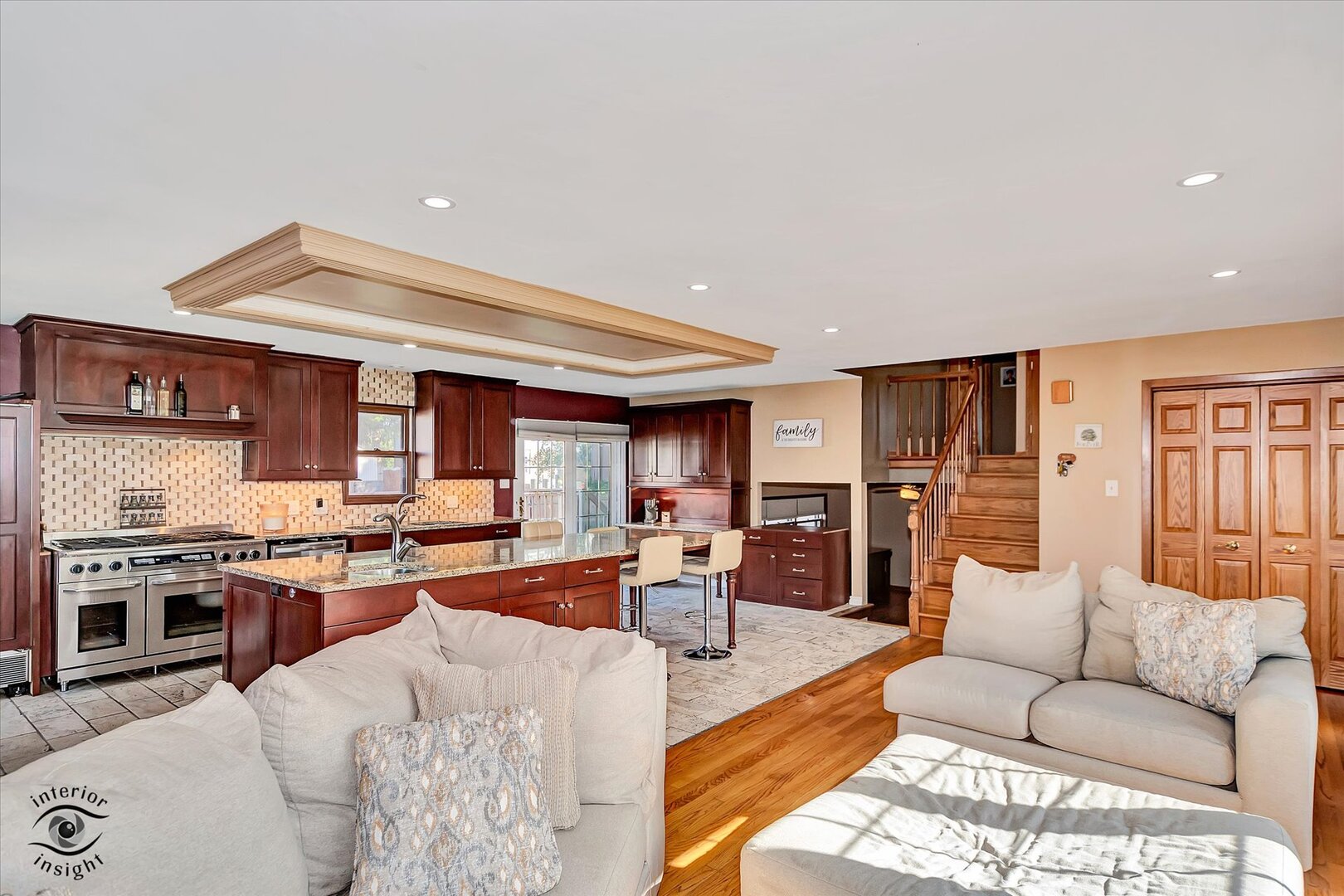 20349 S Green Meadow Lane, Frankfort, IL 60423