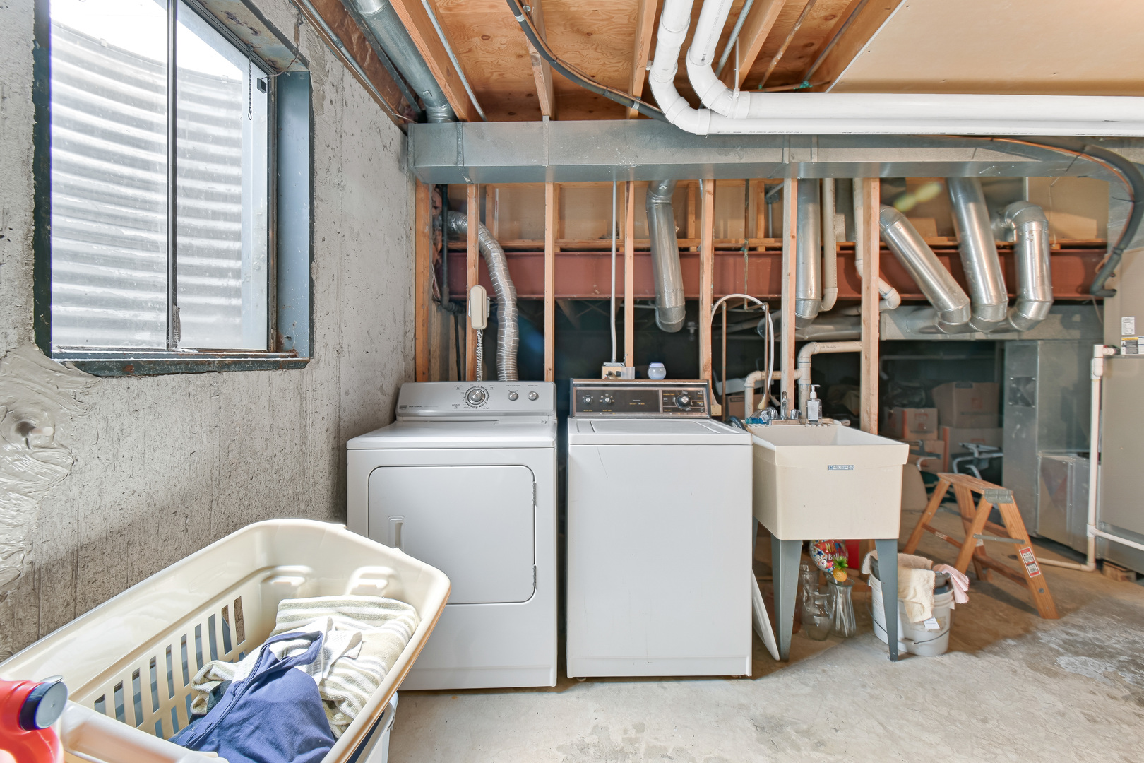 433 Wheatfield Road, Matteson, IL 60443