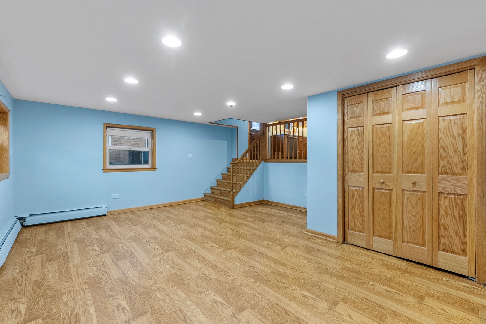 8128 Odell Avenue, Bridgeview, IL 60455