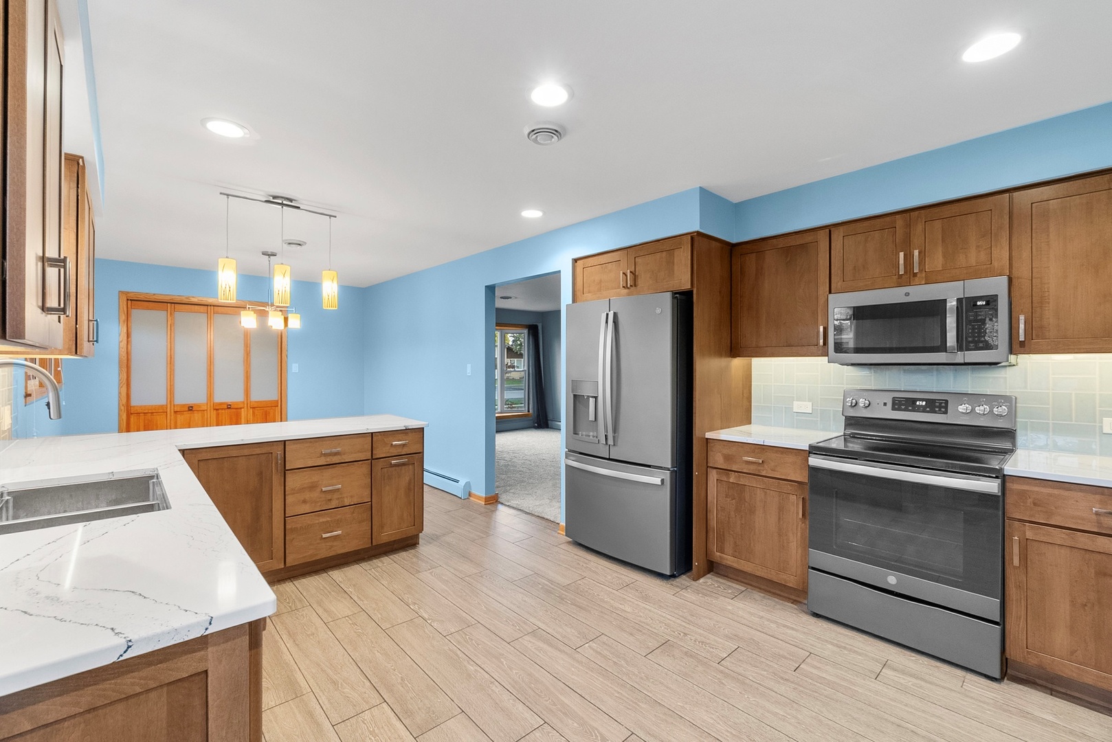 8128 Odell Avenue, Bridgeview, IL 60455