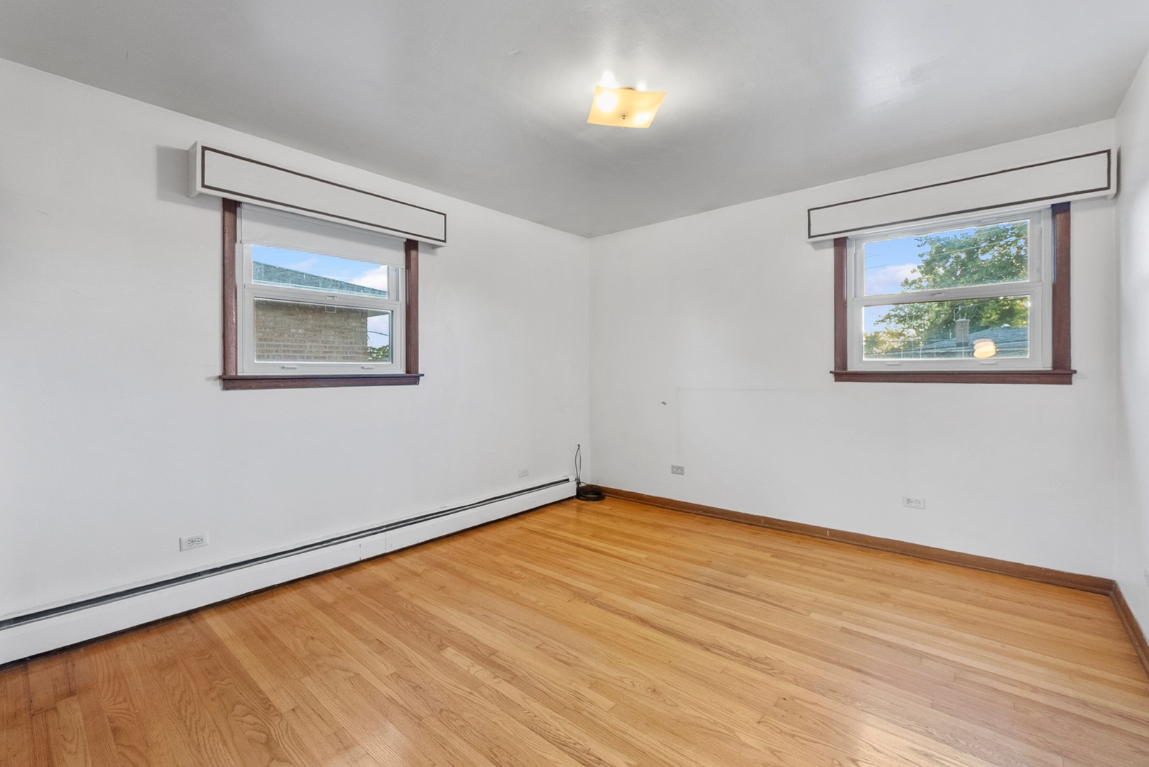 8128 Odell Avenue, Bridgeview, IL 60455