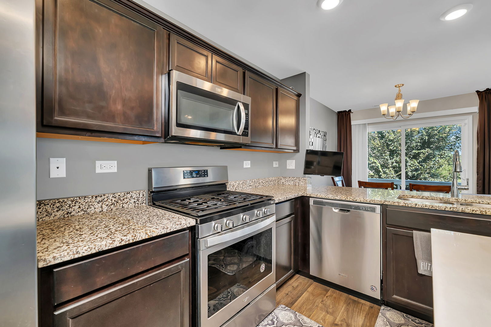 597 Spring Leaf Drive, Joliet, IL 60431