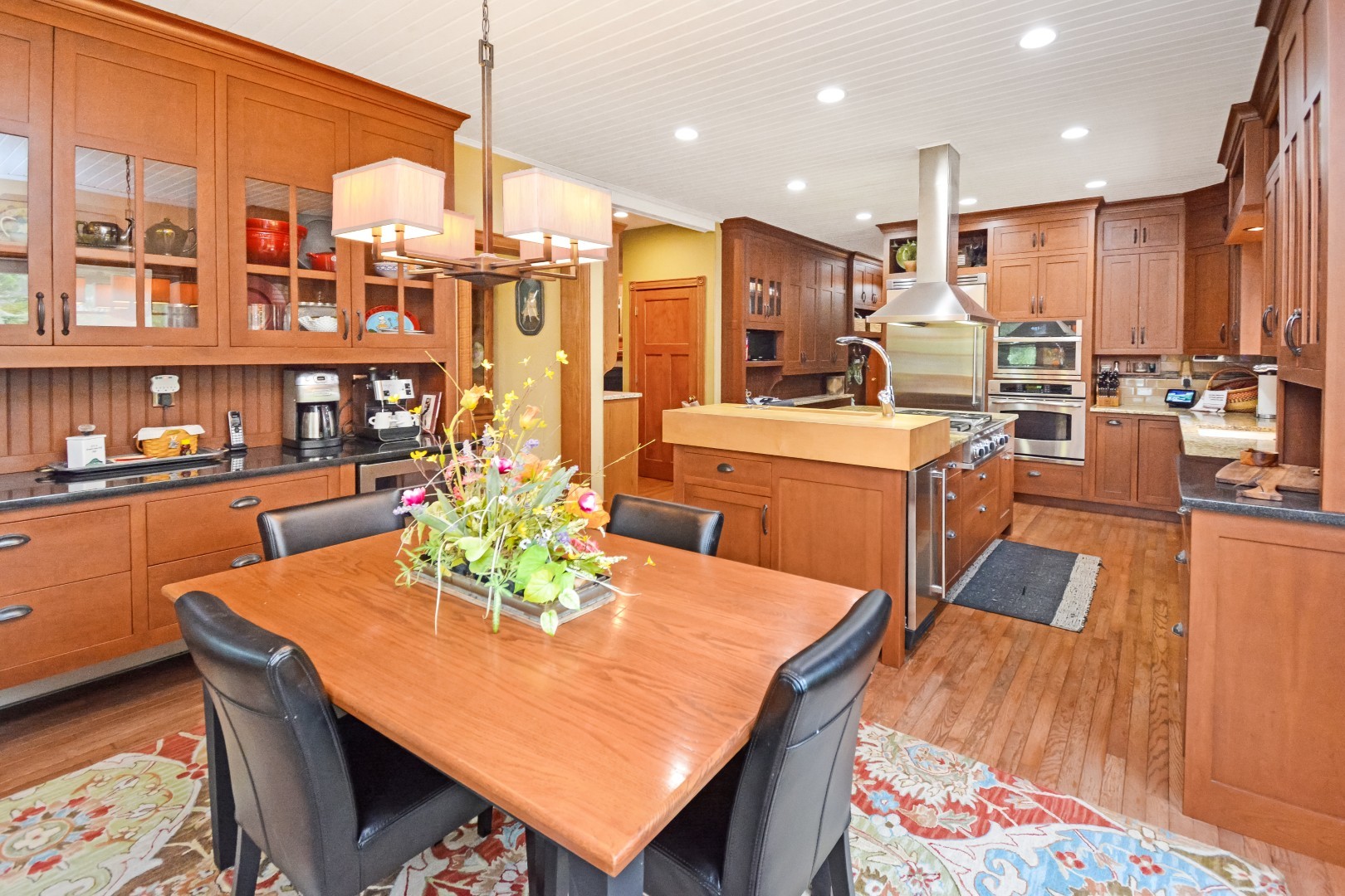 9030 Hardesty Run, Bloomington, IL 61705