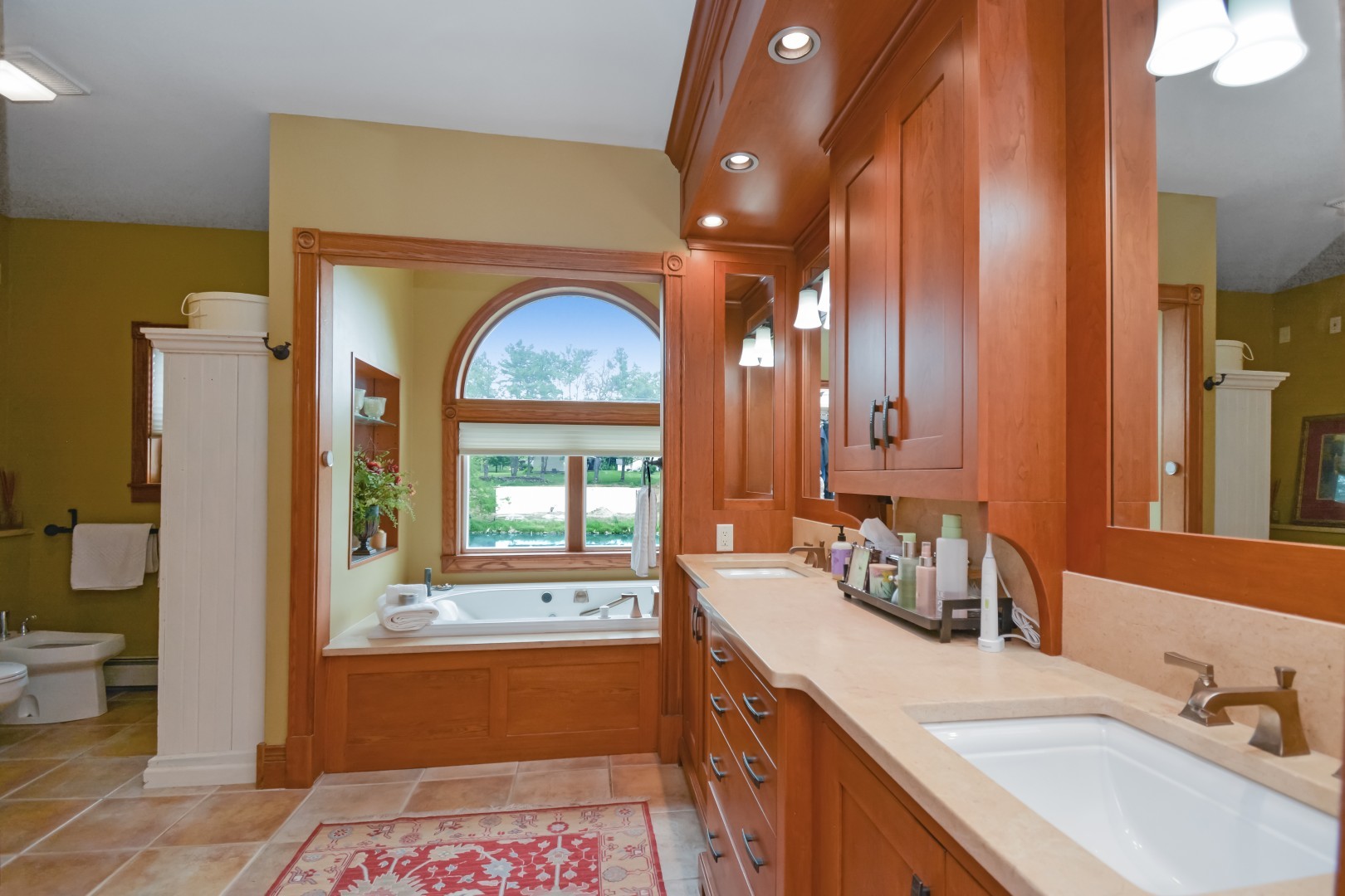 9030 Hardesty Run, Bloomington, IL 61705