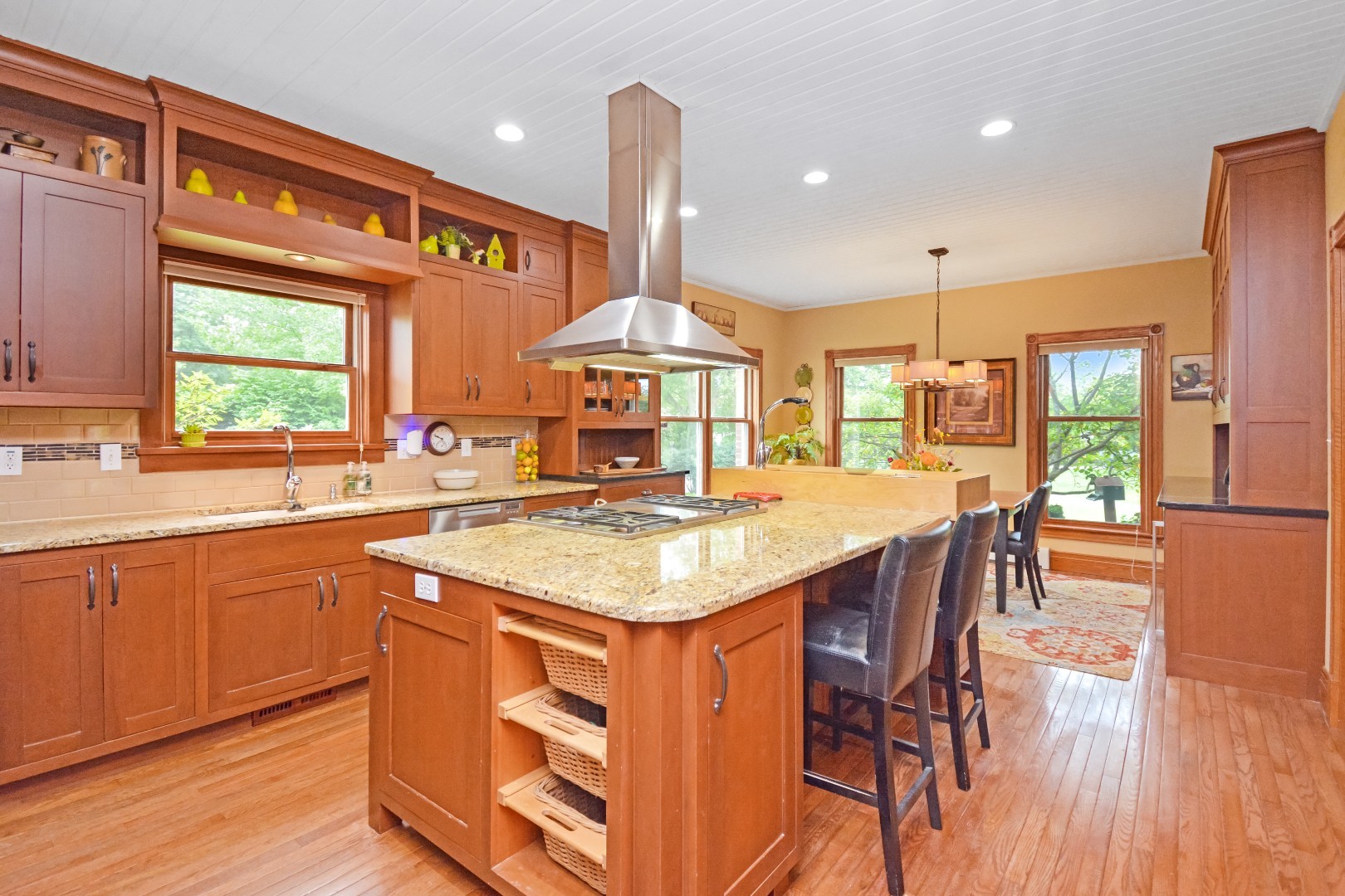 9030 Hardesty Run, Bloomington, IL 61705