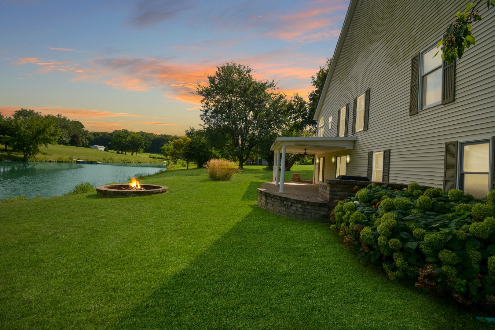 9030 Hardesty Run, Bloomington, IL 61705