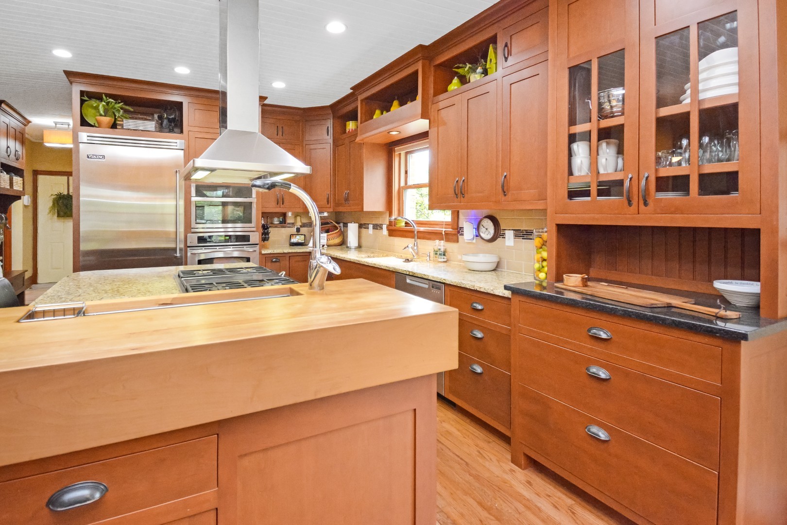 9030 Hardesty Run, Bloomington, IL 61705