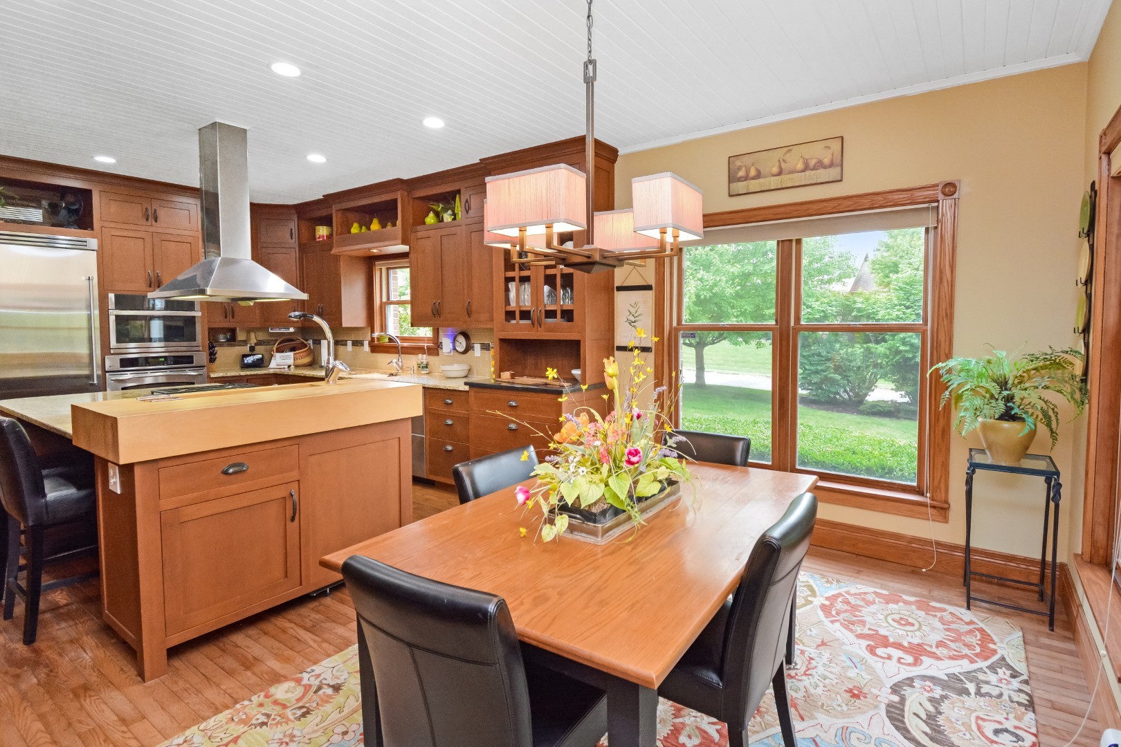 9030 Hardesty Run, Bloomington, IL 61705