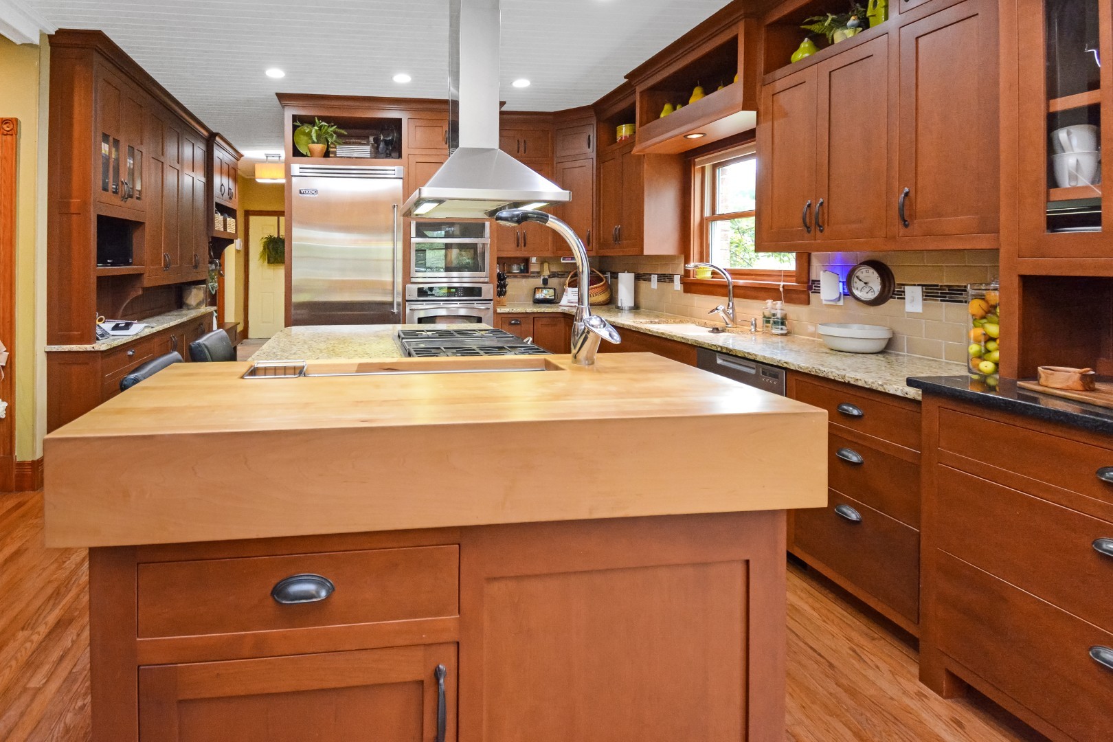 9030 Hardesty Run, Bloomington, IL 61705