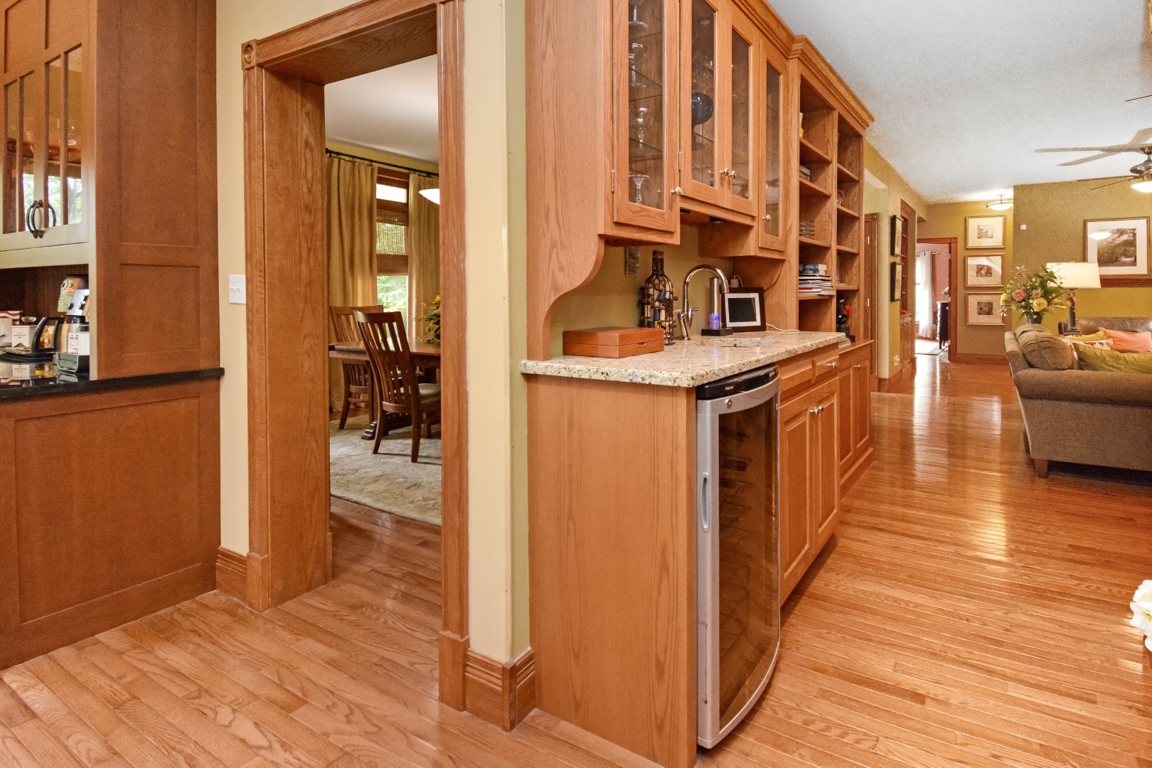 9030 Hardesty Run, Bloomington, IL 61705