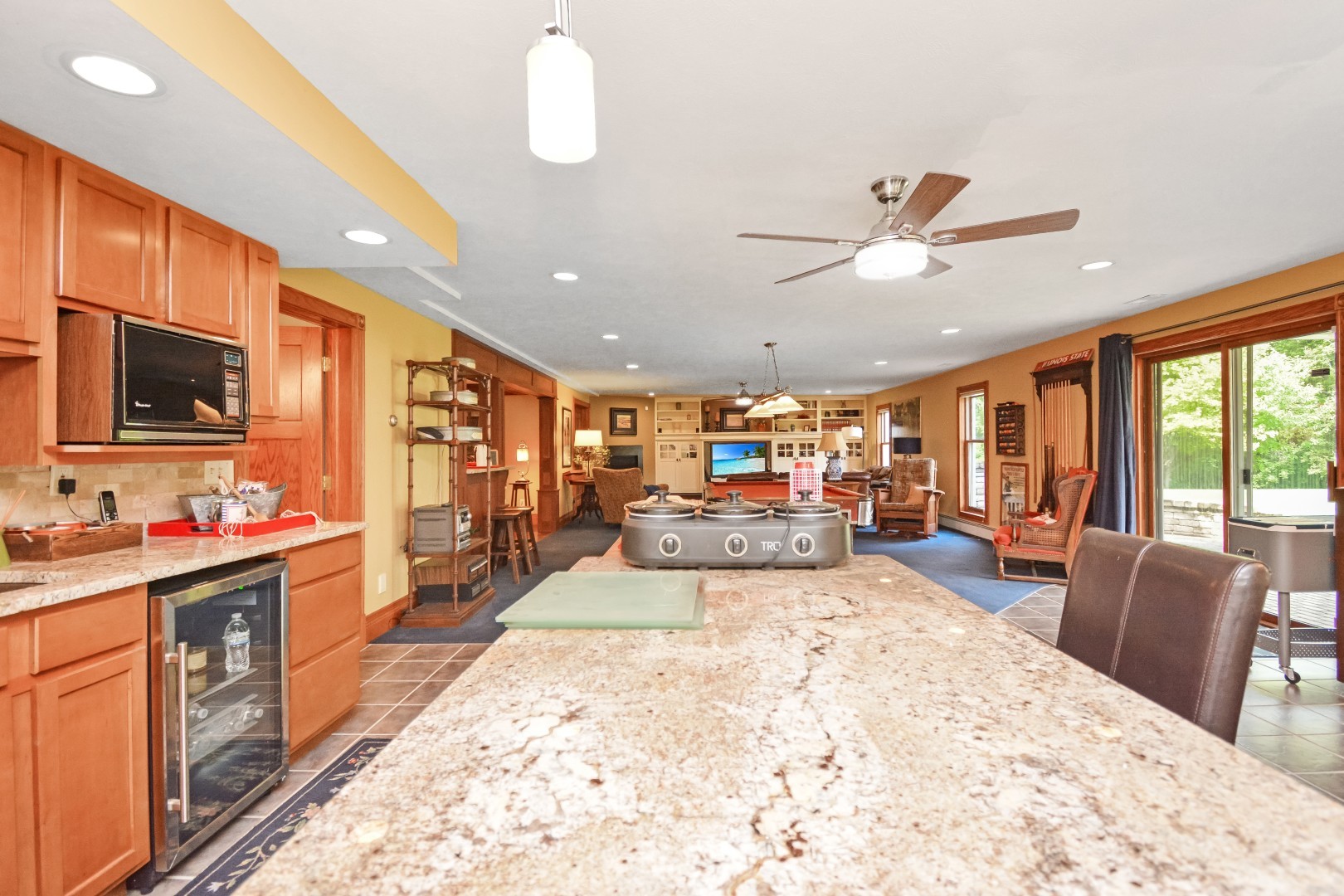 9030 Hardesty Run, Bloomington, IL 61705