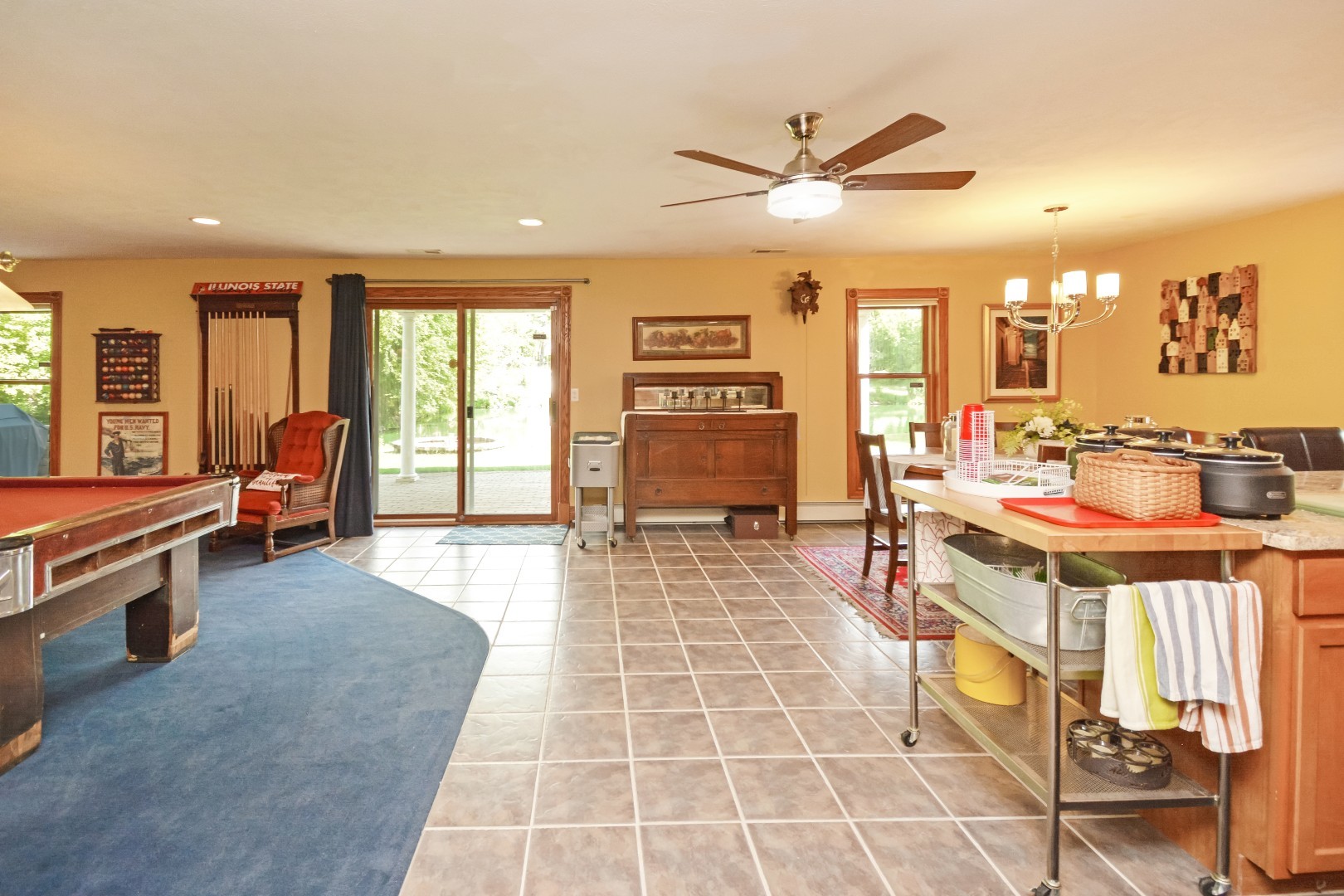 9030 Hardesty Run, Bloomington, IL 61705