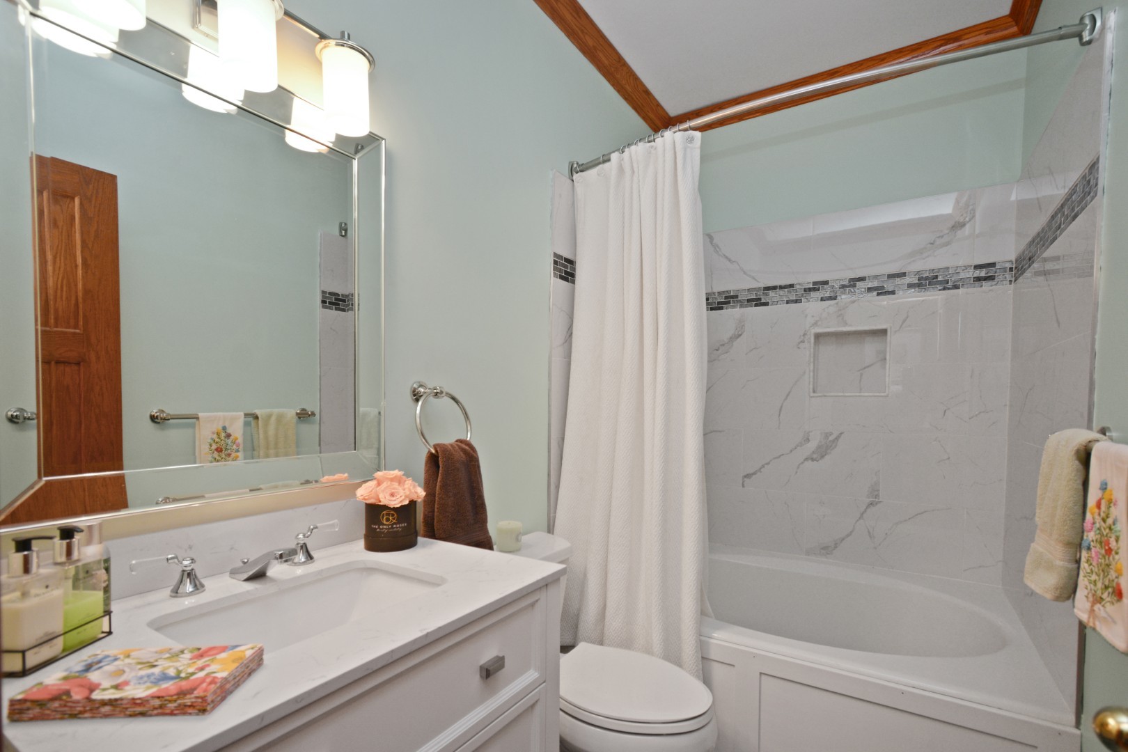 9030 Hardesty Run, Bloomington, IL 61705