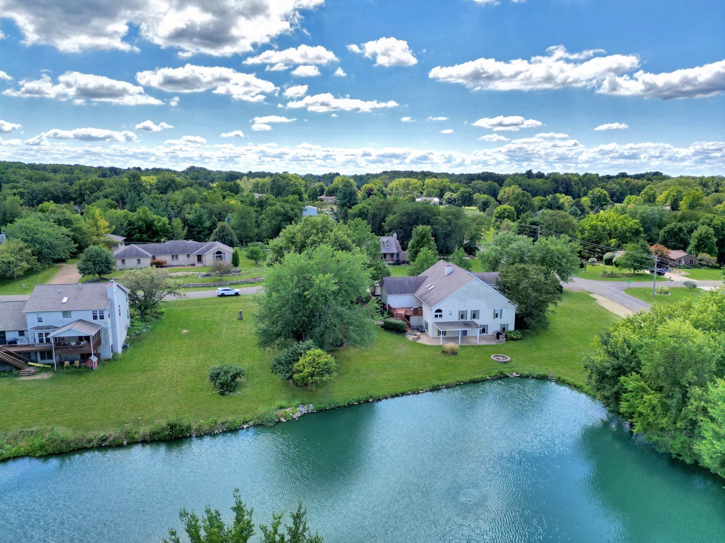 9030 Hardesty Run, Bloomington, IL 61705