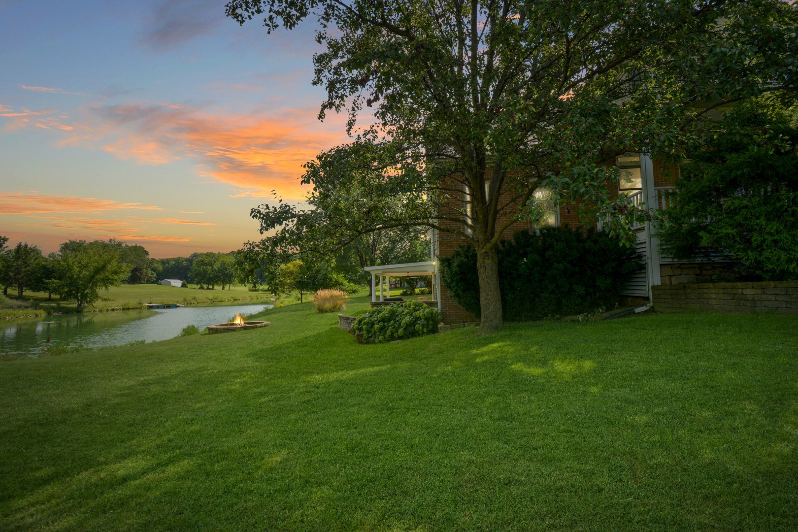 9030 Hardesty Run, Bloomington, IL 61705