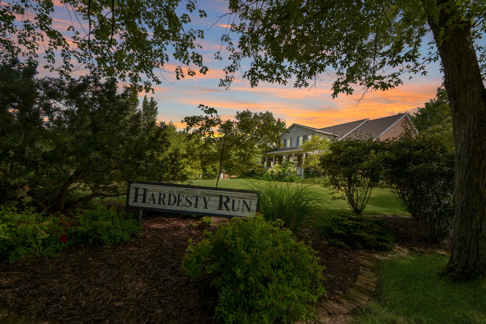 9030 Hardesty Run, Bloomington, IL 61705