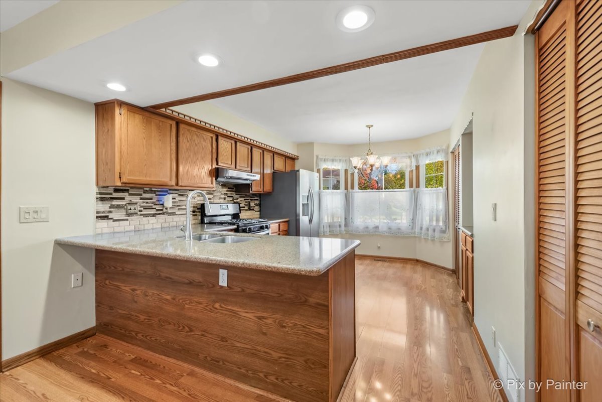 1120 Emerald Drive, Aurora, IL 60506