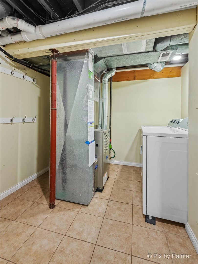 1120 Emerald Drive, Aurora, IL 60506