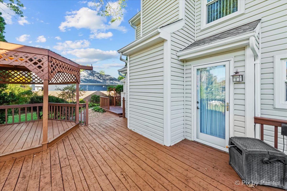 1120 Emerald Drive, Aurora, IL 60506