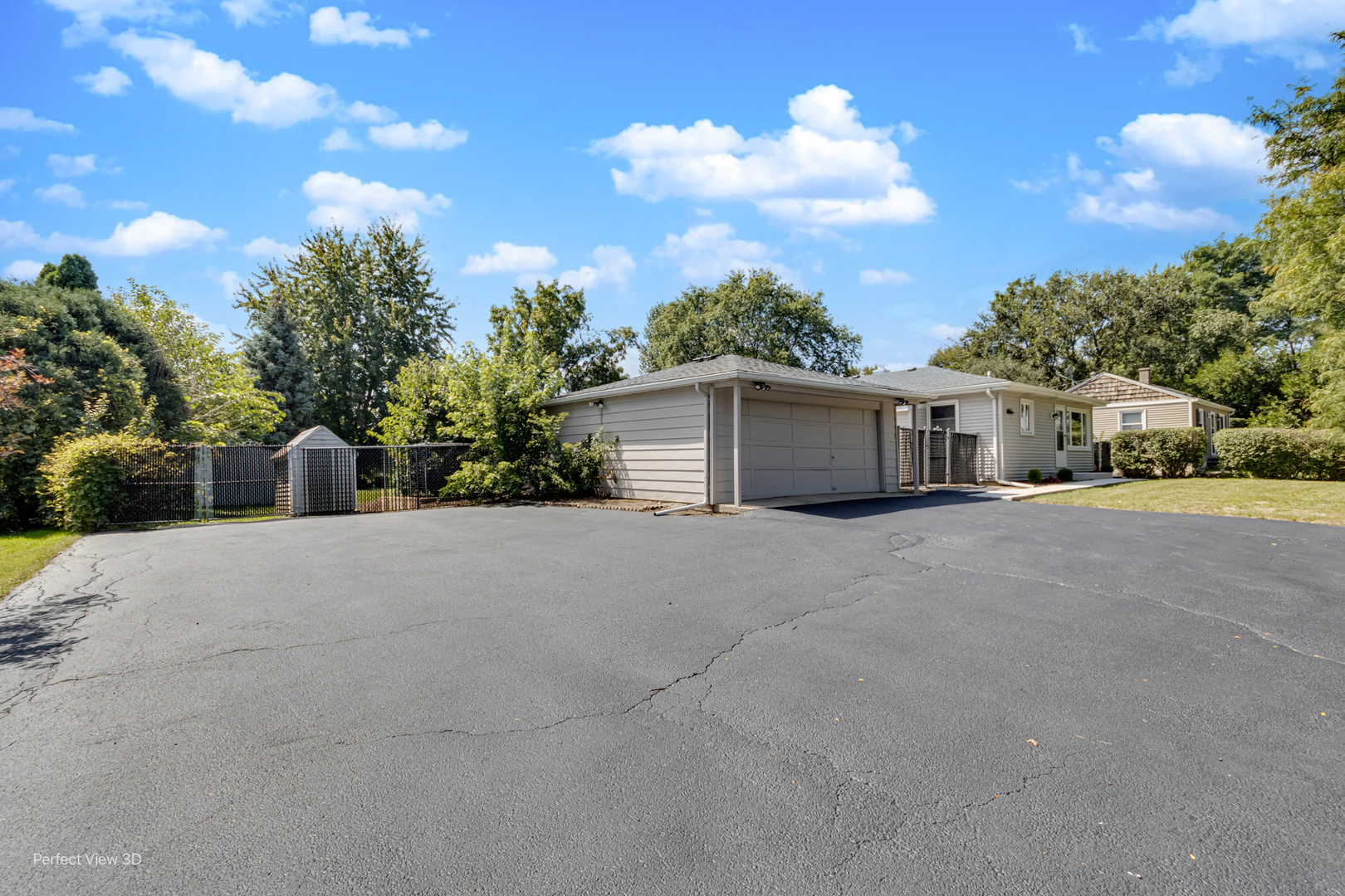 2605 Maple Avenue, Downers Grove, IL 60515