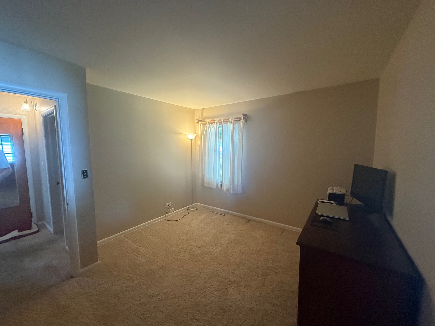 1915 Chestnut Street, Waukegan, IL 60087