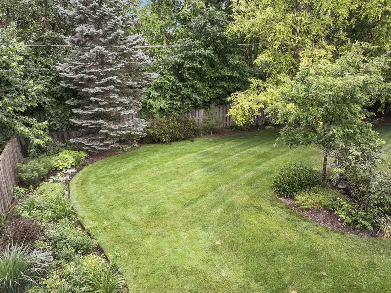 860 Kenton Road, Deerfield, IL 60015