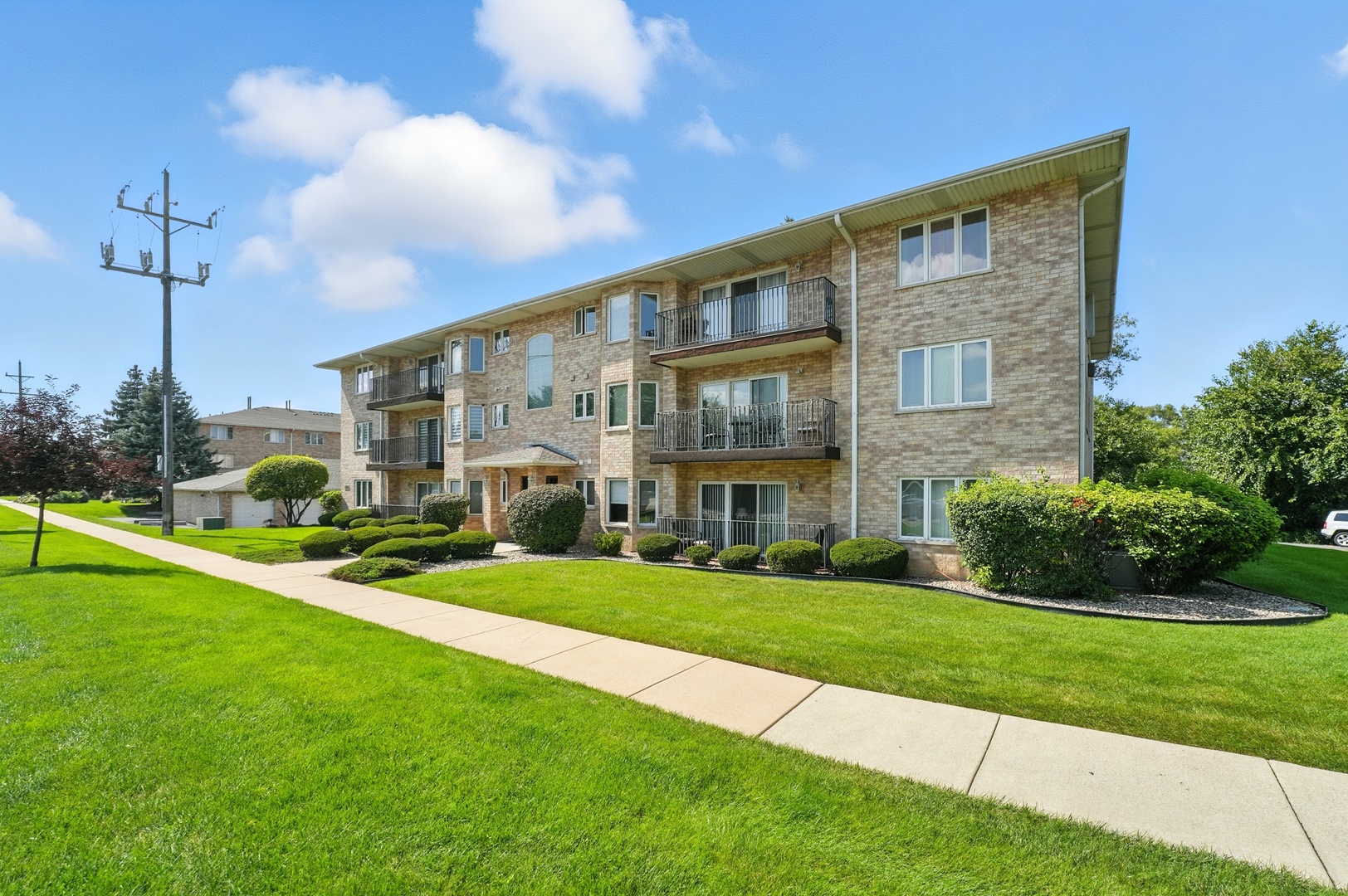 10228 Southwest Highway #3C, Chicago Ridge, IL 60415
