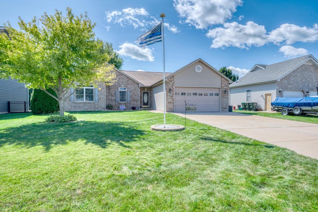 1021 W Cermak Road, Braidwood, IL 60408