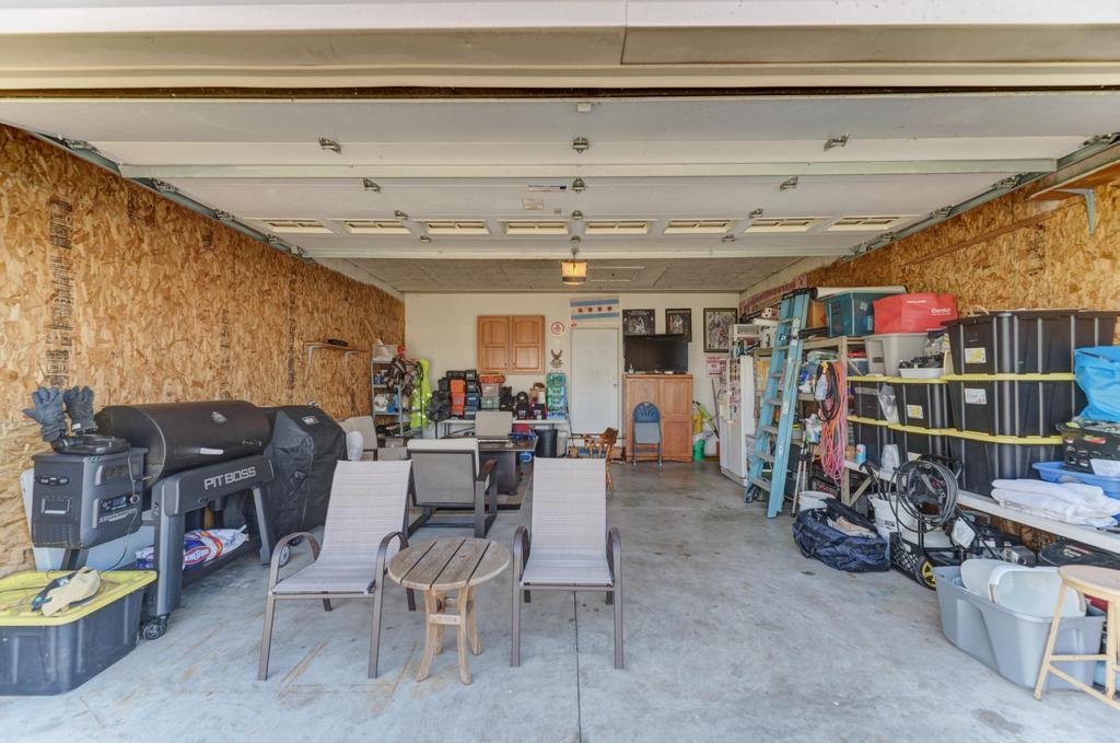 1021 W Cermak Road, Braidwood, IL 60408