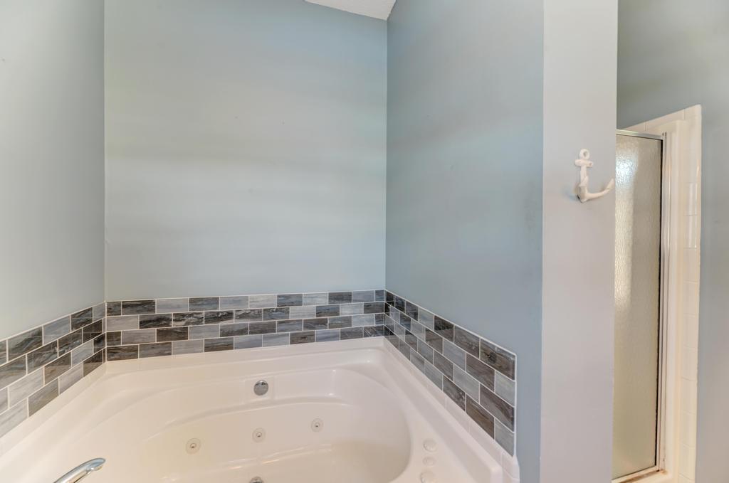 1021 W Cermak Road, Braidwood, IL 60408