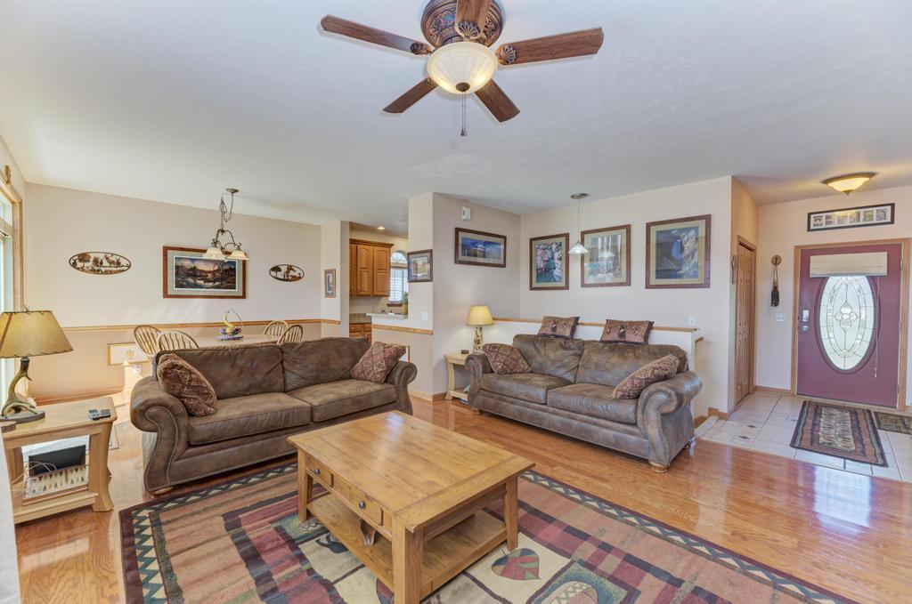 1021 W Cermak Road, Braidwood, IL 60408