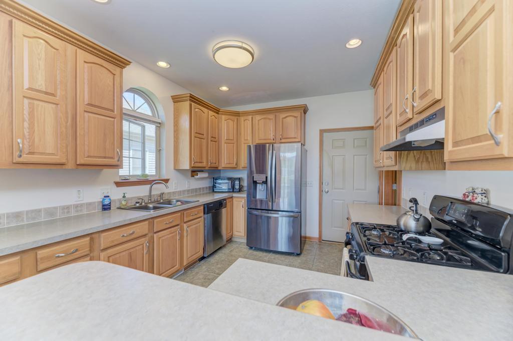 1021 W Cermak Road, Braidwood, IL 60408