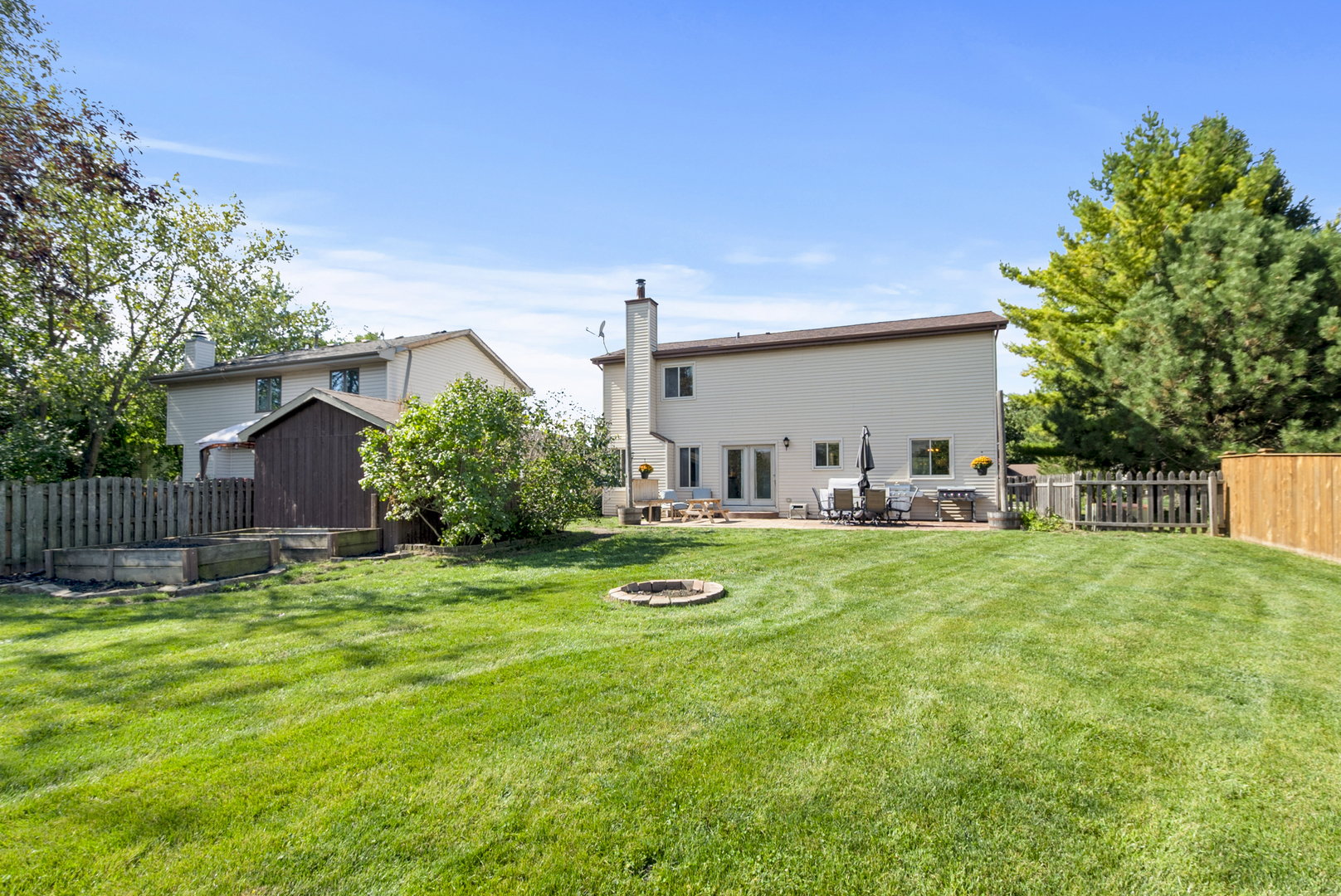 2206 DANIEL LEWIS Drive, New Lenox, IL 60451