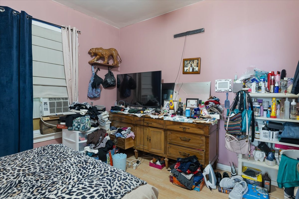 5327 S ABERDEEN Avenue, Chicago, IL 60609