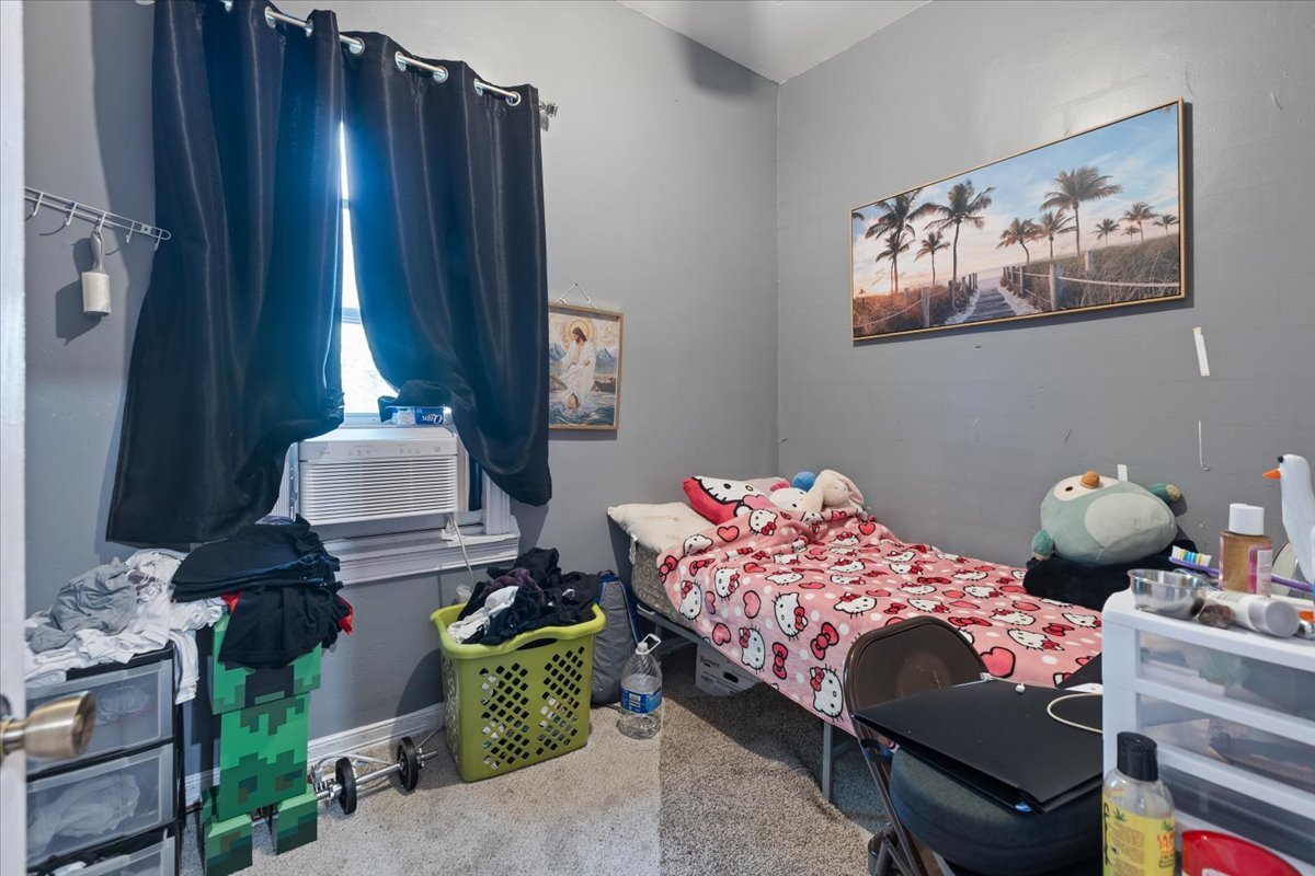 5327 S ABERDEEN Avenue, Chicago, IL 60609