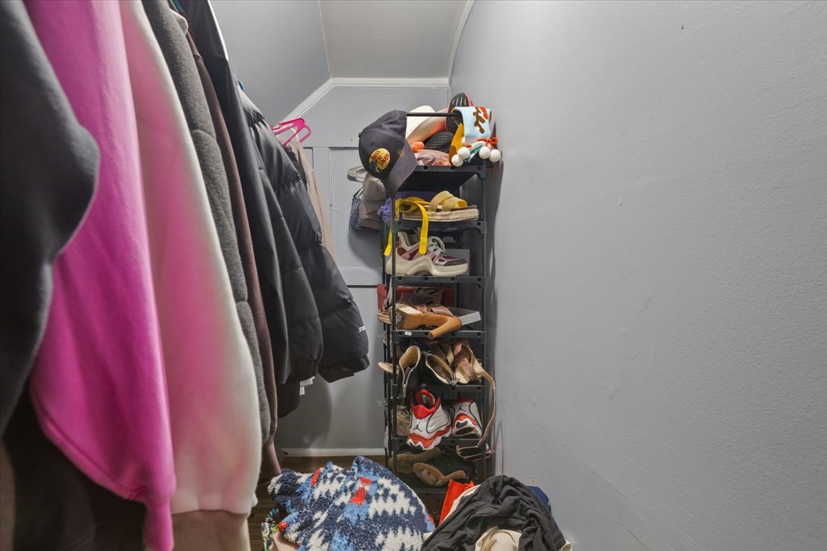 5327 S ABERDEEN Avenue, Chicago, IL 60609