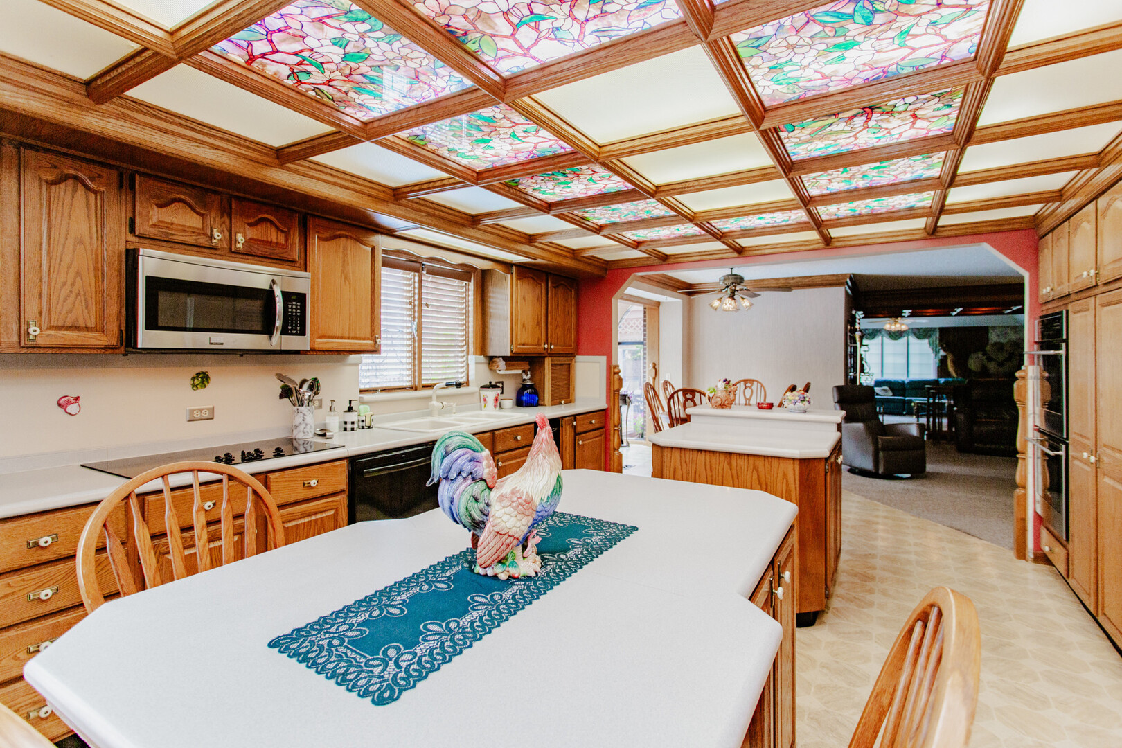 818 Brentwood Drive, Bensenville, IL 60106