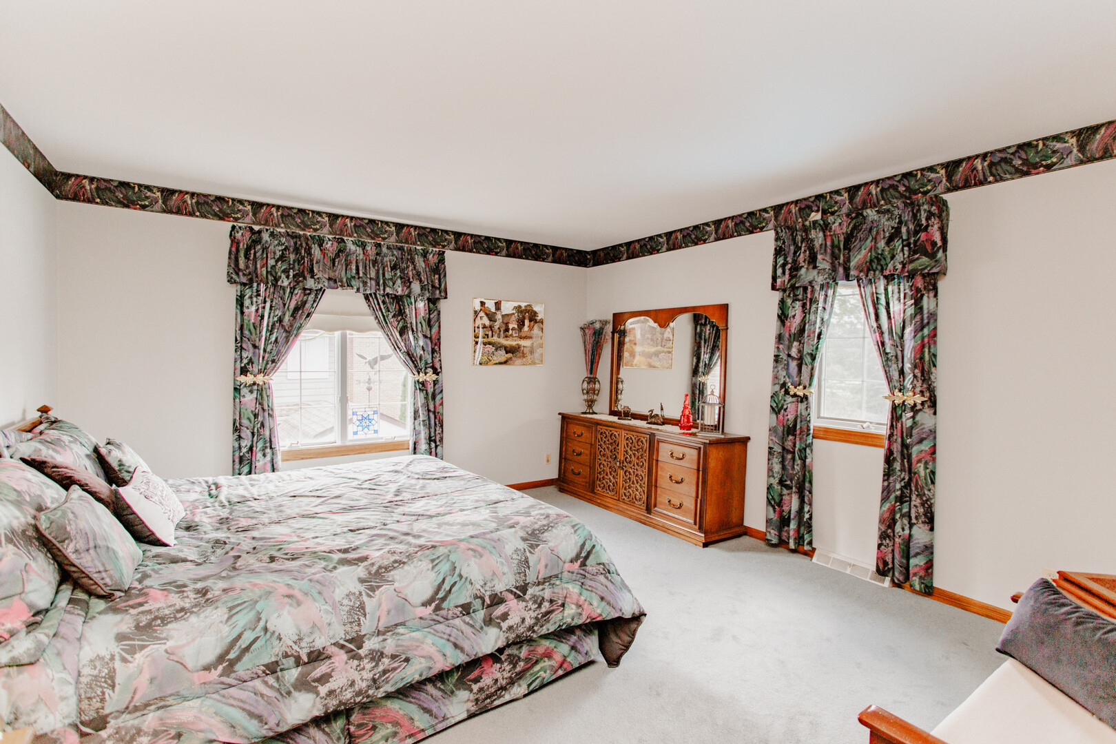 818 Brentwood Drive, Bensenville, IL 60106