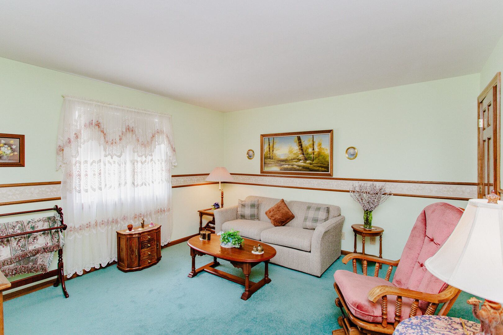 818 Brentwood Drive, Bensenville, IL 60106