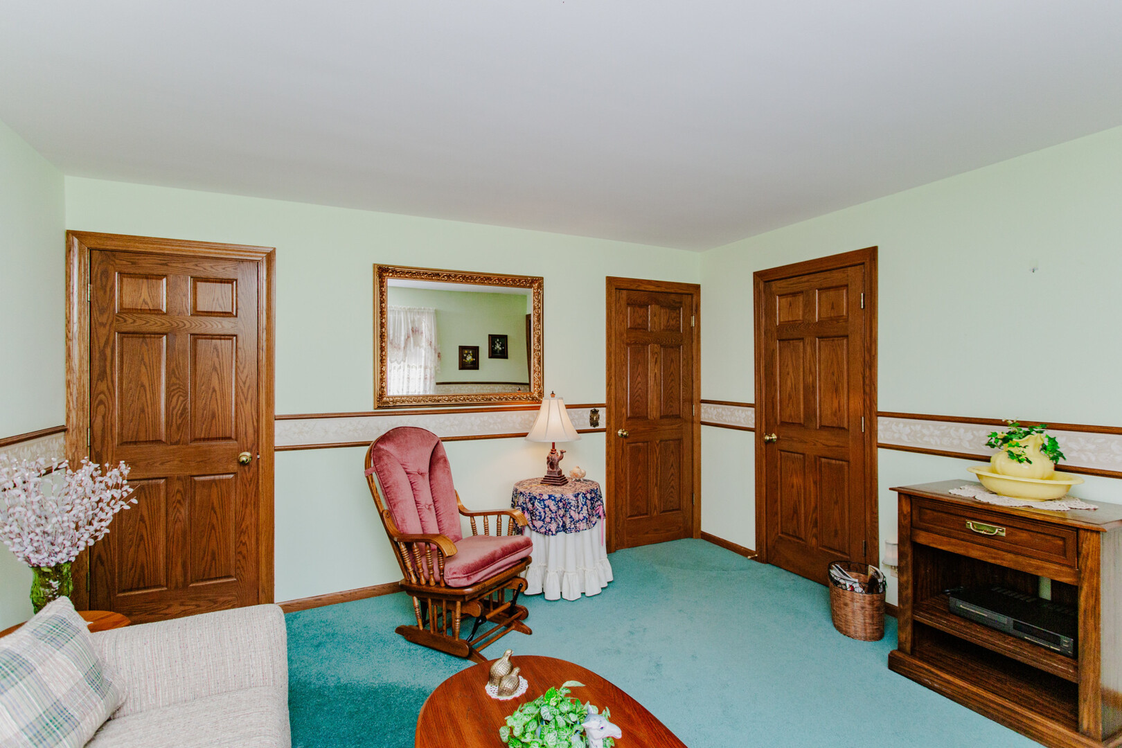 818 Brentwood Drive, Bensenville, IL 60106