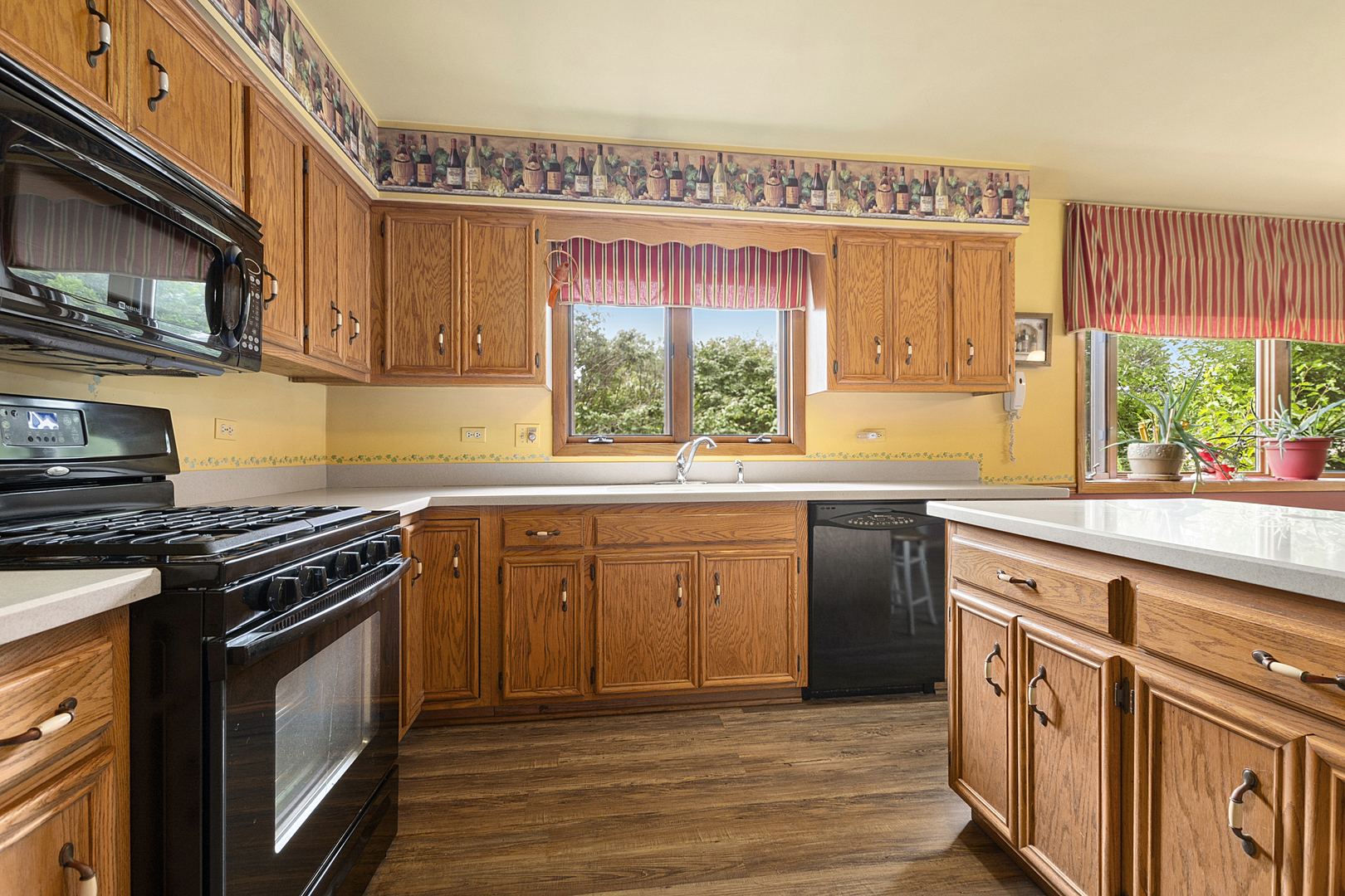8249 161st Place, Tinley Park, IL 60477