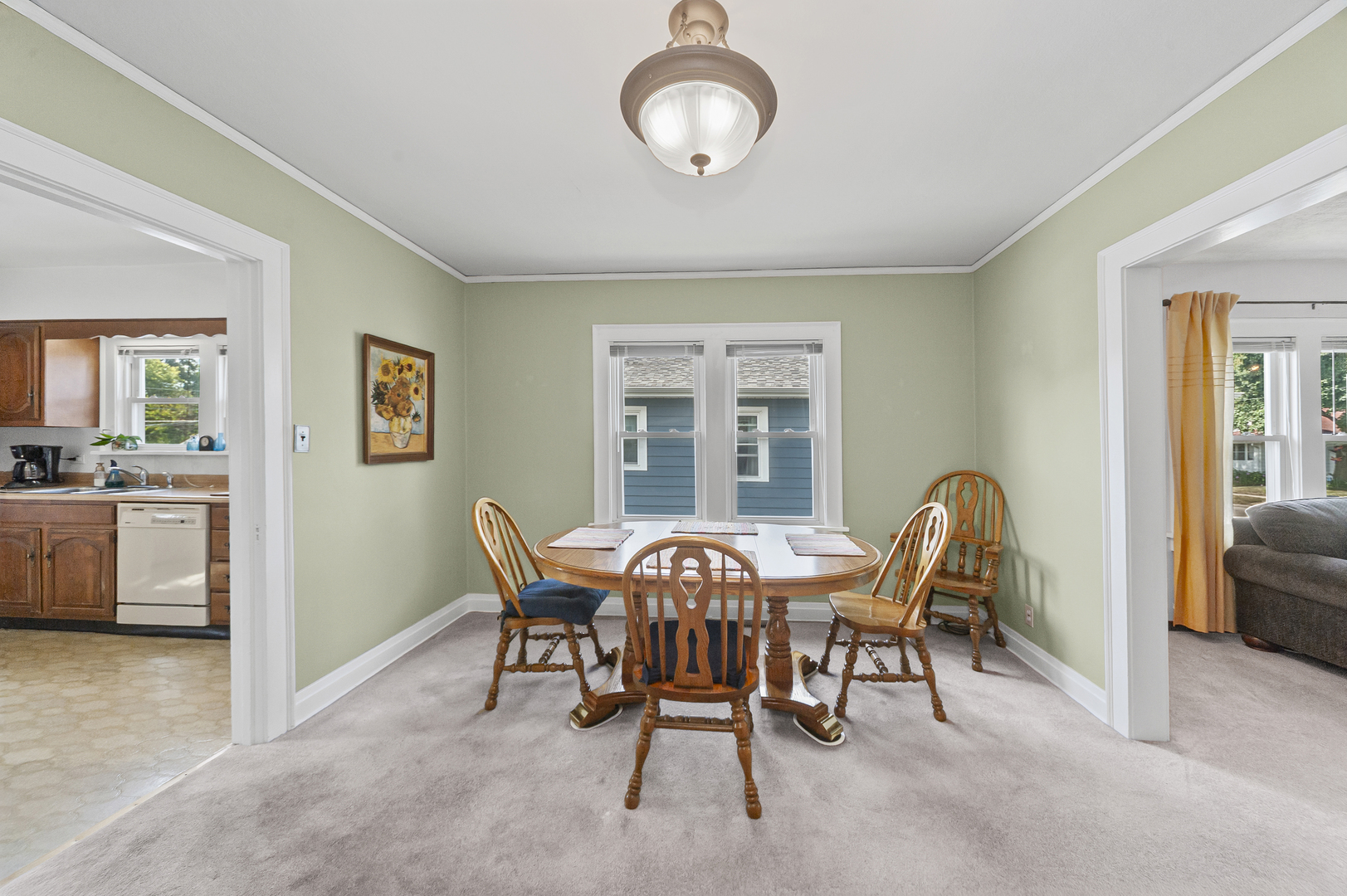 713 W Pacific Avenue, Waukegan, IL 60085
