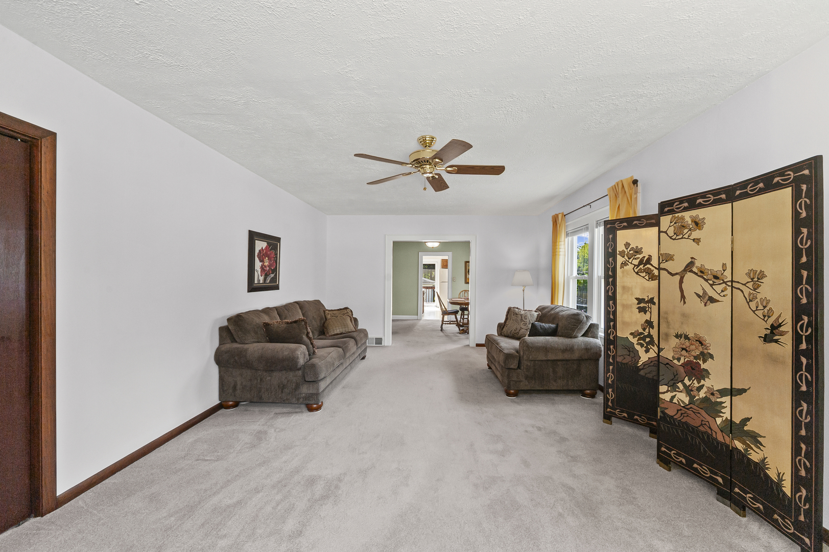 713 W Pacific Avenue, Waukegan, IL 60085