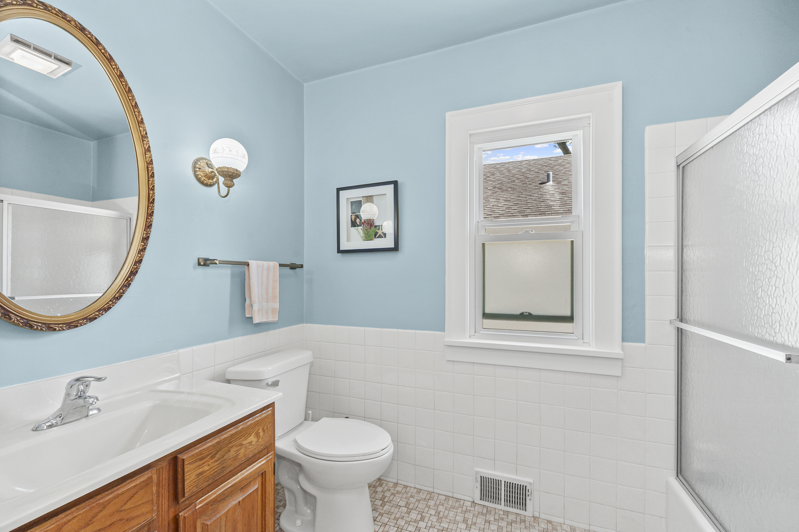 713 W Pacific Avenue, Waukegan, IL 60085