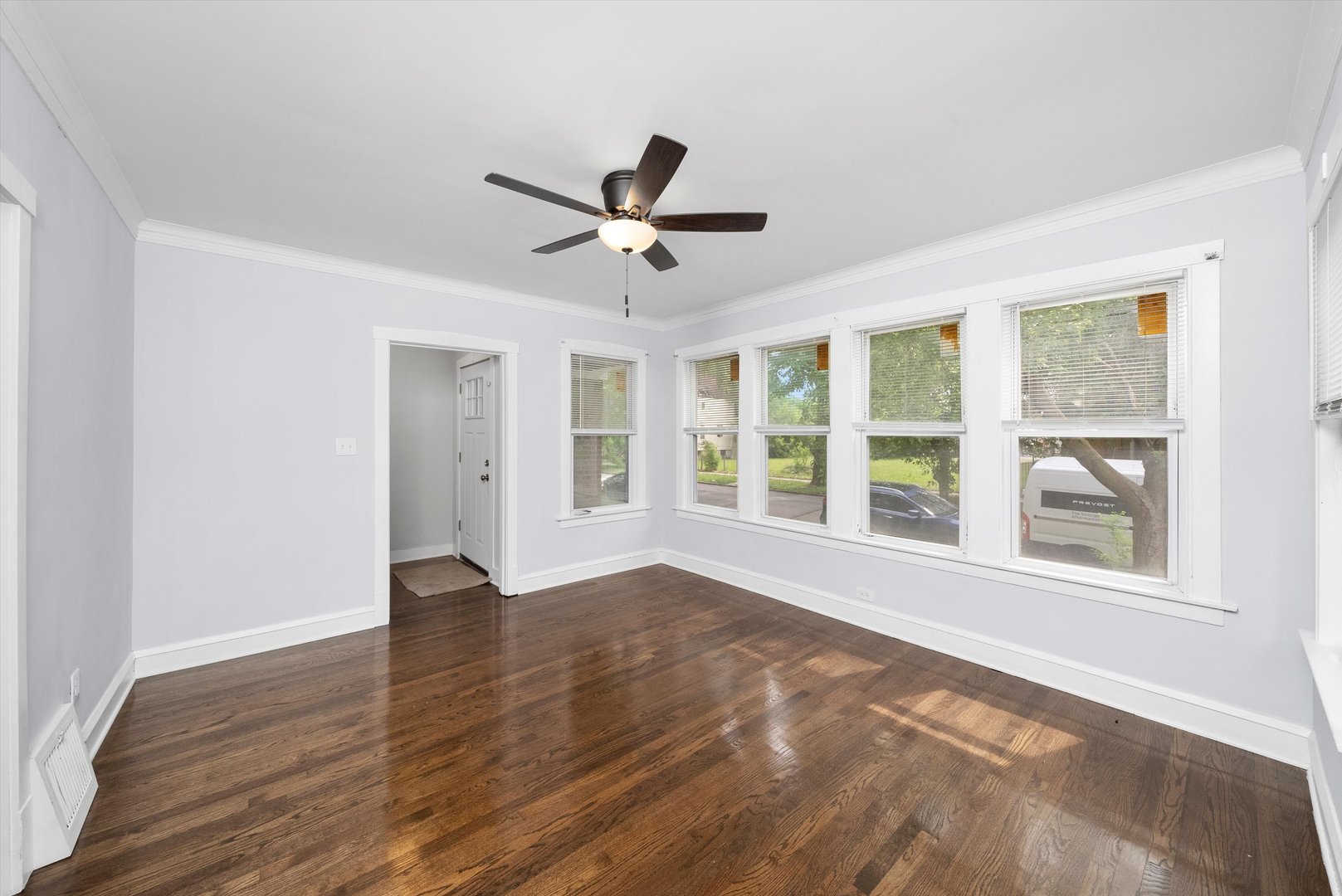 6742 S Honore Street, Chicago, IL 60636