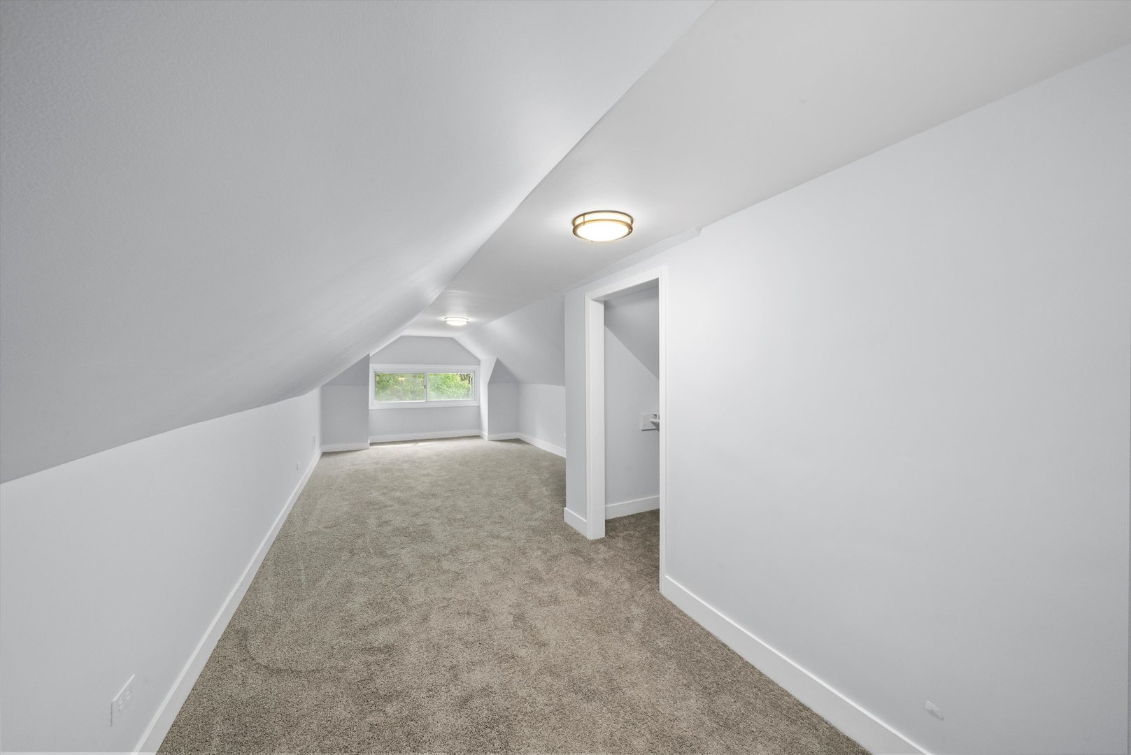 6742 S Honore Street, Chicago, IL 60636