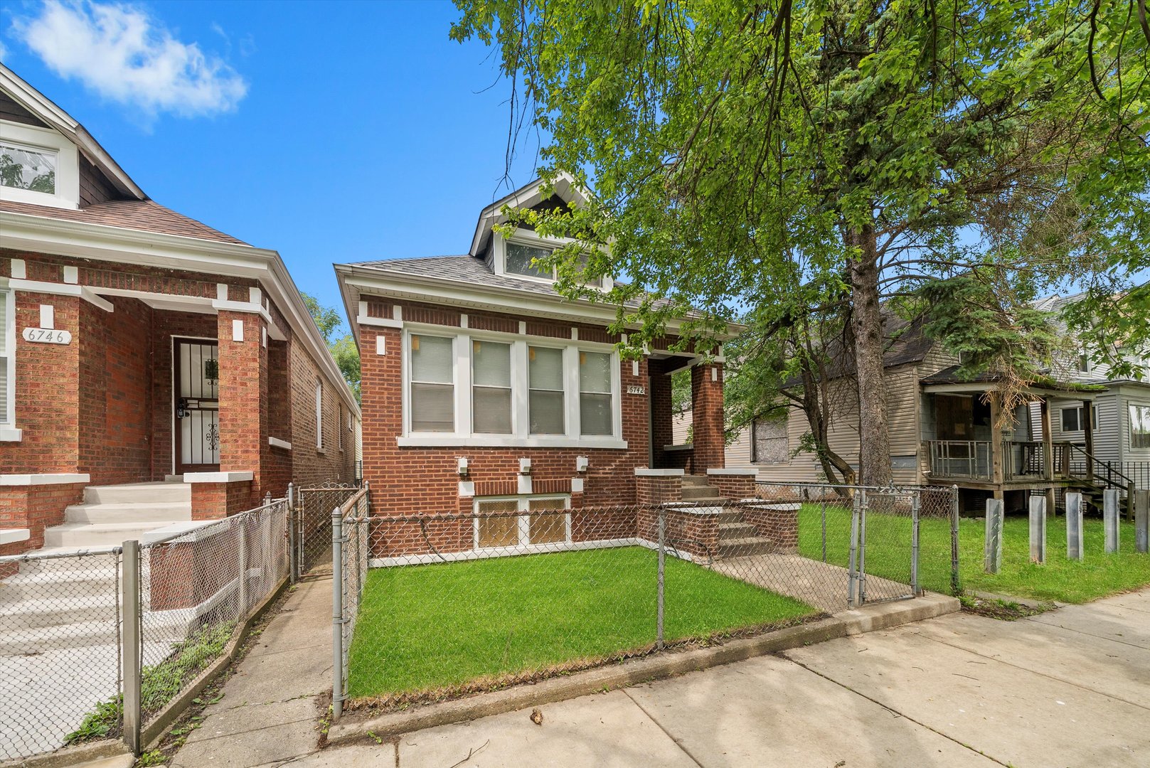 6742 S Honore Street, Chicago, IL 60636