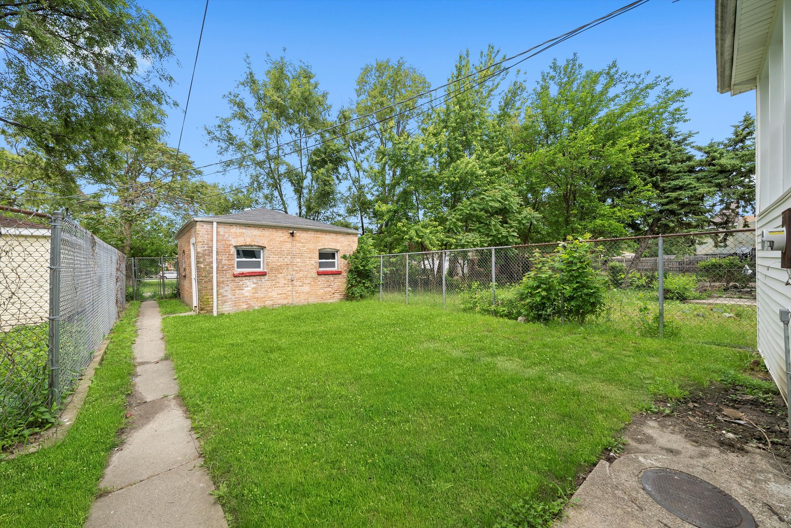 6742 S Honore Street, Chicago, IL 60636
