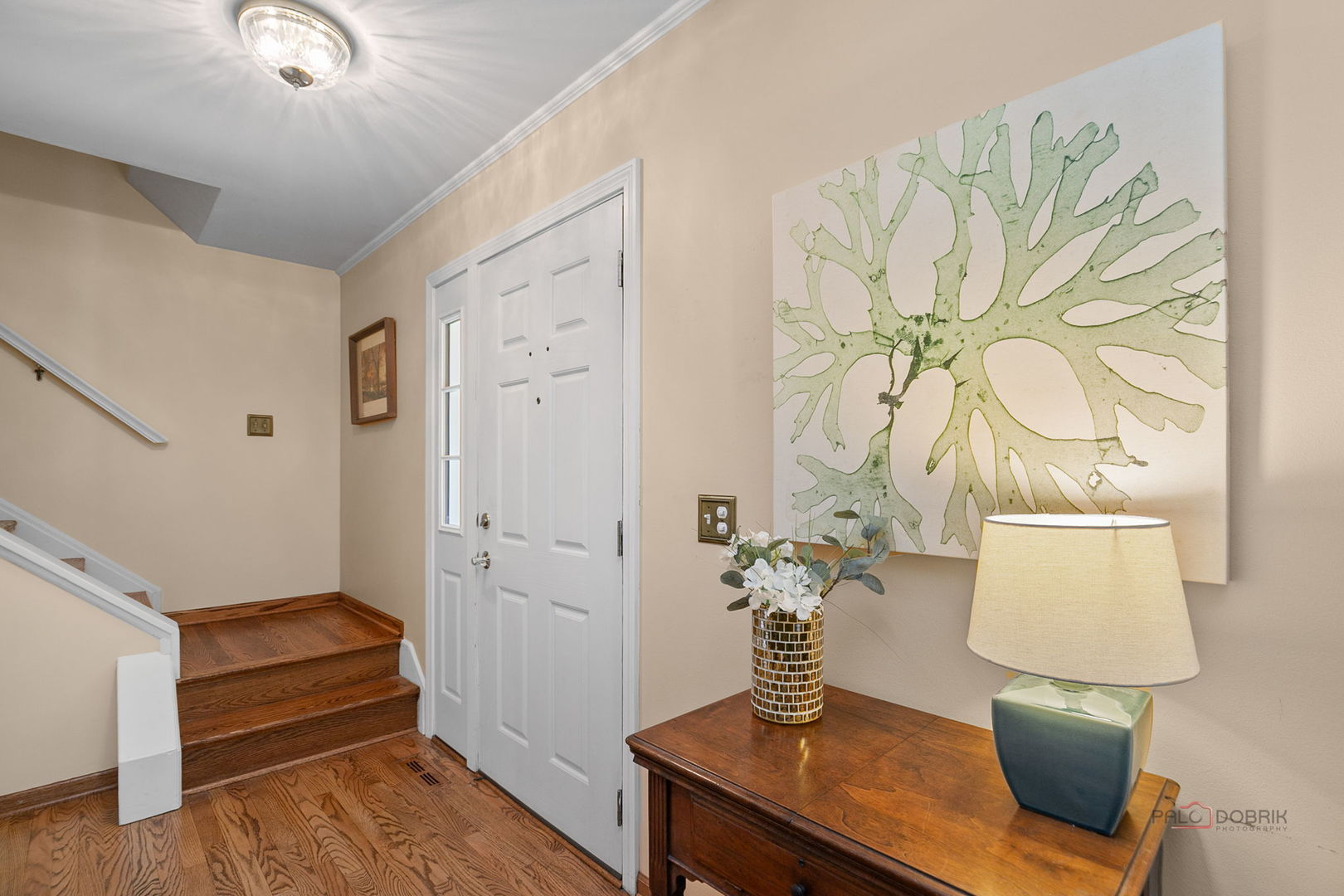 212 Londonderry Court, Mundelein, IL 60060