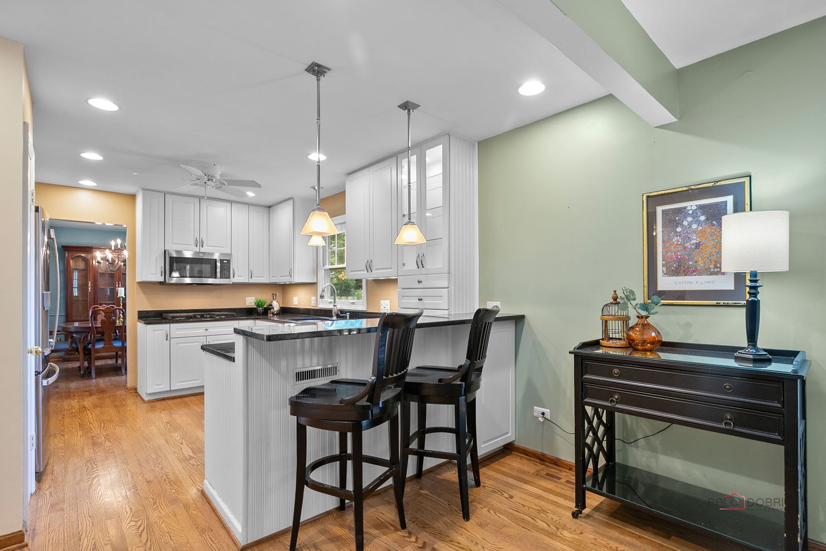 212 Londonderry Court, Mundelein, IL 60060